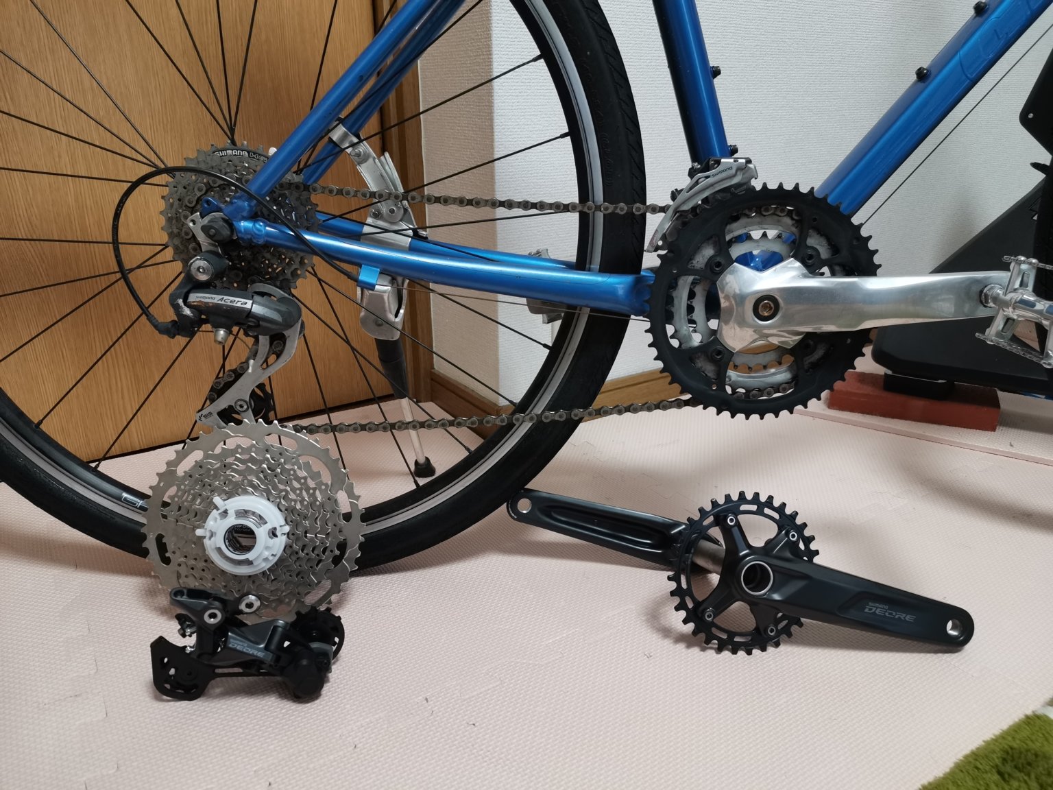 自転車 フロント スプロケット 外し 方